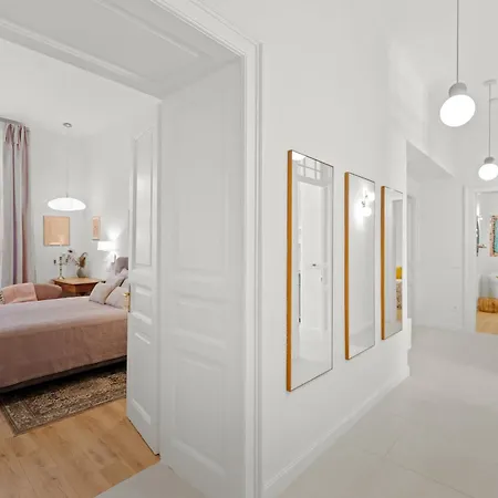 Maxim's Muenz דירה פולה