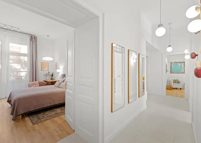 Maxim's Muenz Apartment Pula