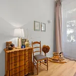 Maxim's Muenz Apartment *