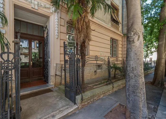 公寓 Maxim's Muenz 普拉