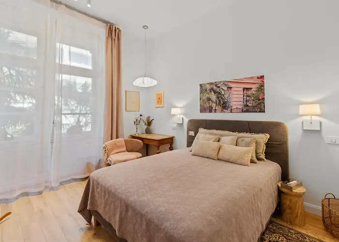 Maxim's Muenz 普拉