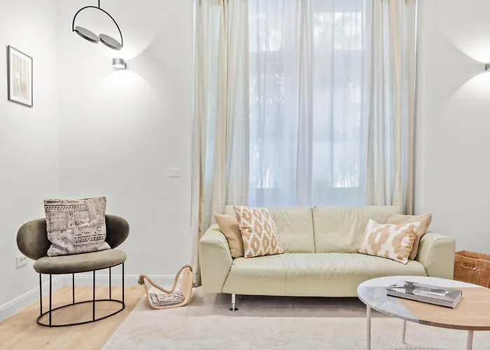 Maxim's Muenz * Pula